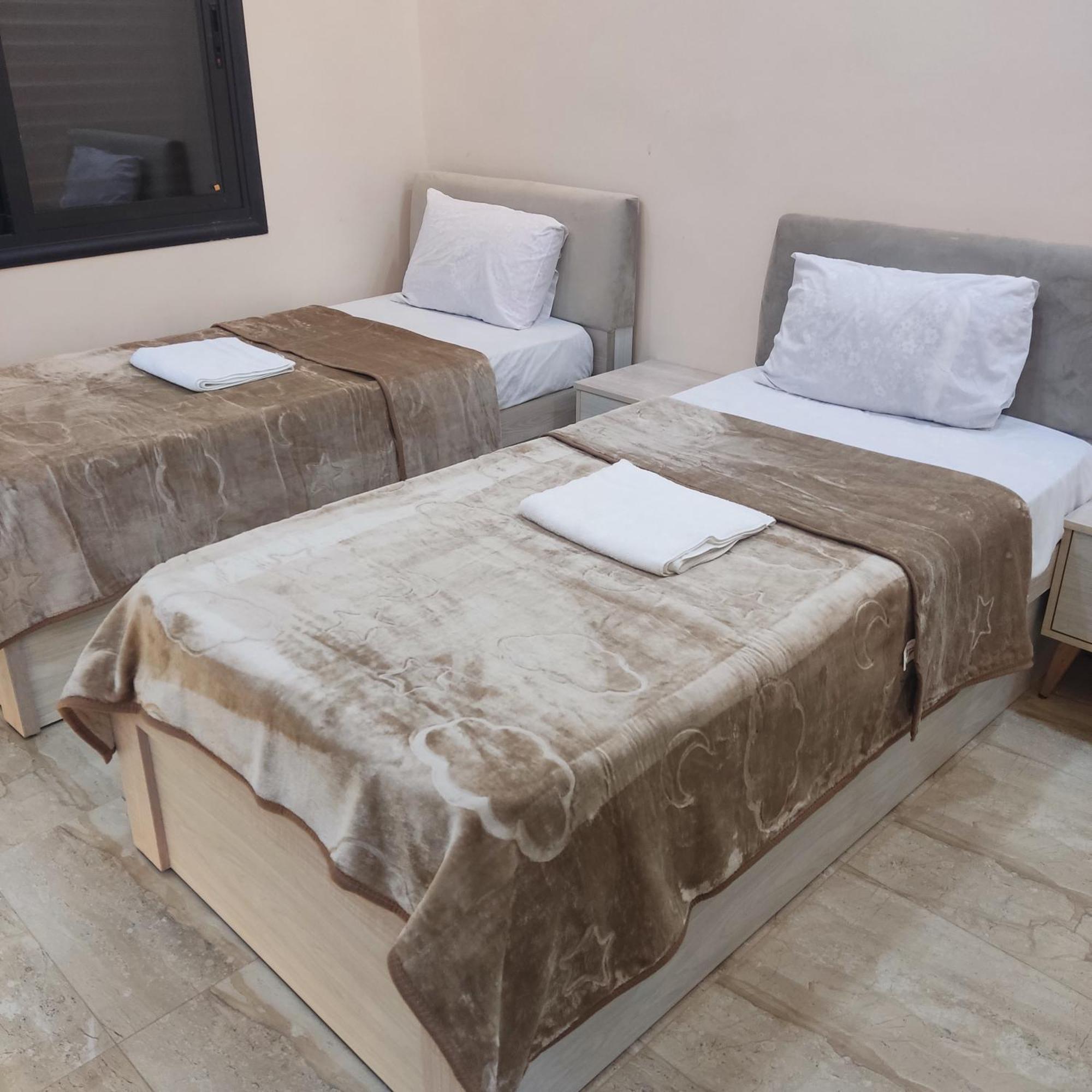 Lotus Housing For Furnished Apartments Джараш Экстерьер фото